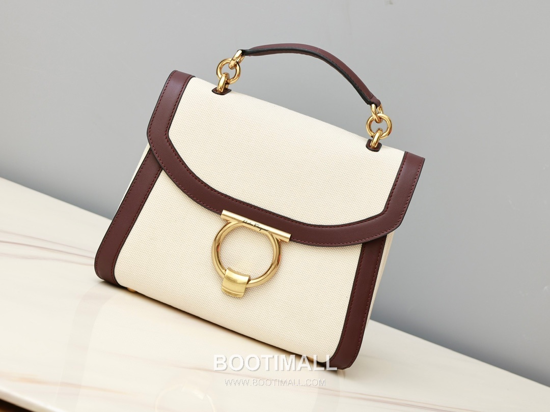 페라가모 카프스킨 패브릭 콤비 토트 숄더백 Ferragamo Calfskin Fabric Combo Tote Shoulder Bag DY-21H493 26cm 1