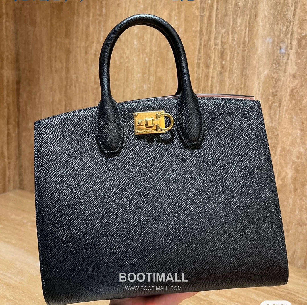 페라가모 스튜디오 카프스킨 간치니 토트 숄더백 Ferragamo Studio Calfskin Gancini Tote Shoulder Bag 211425 28cm 9