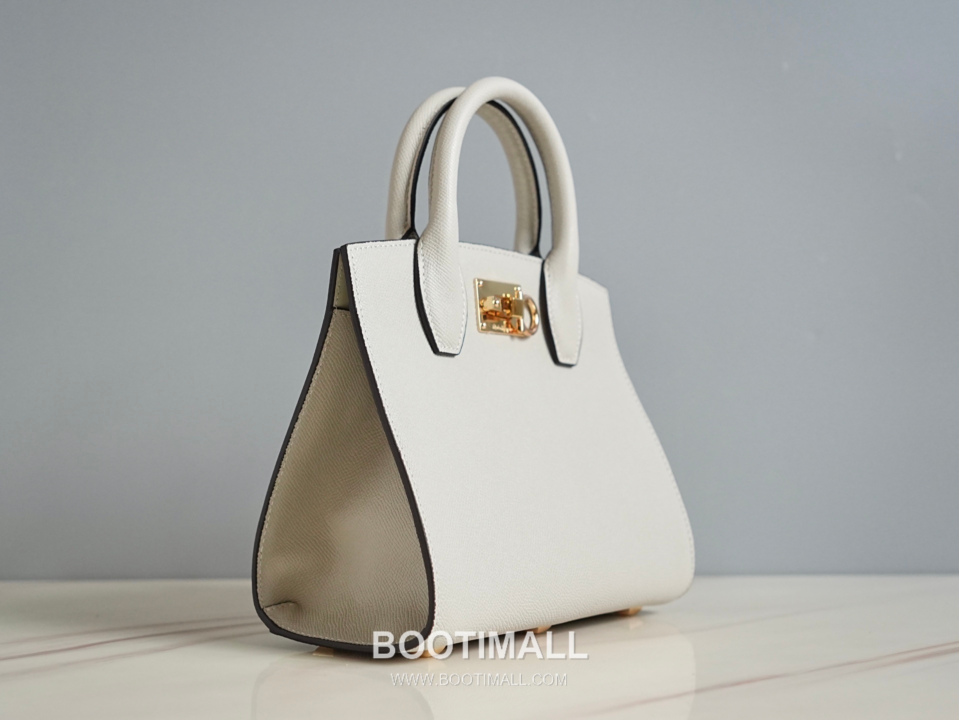 페라가모 스튜디오 카프스킨 간치니 미니 토트 숄더백 Ferragamo Studio Calfskin Gancini Mini Tote Shoulder Bag 211424 22cm 2