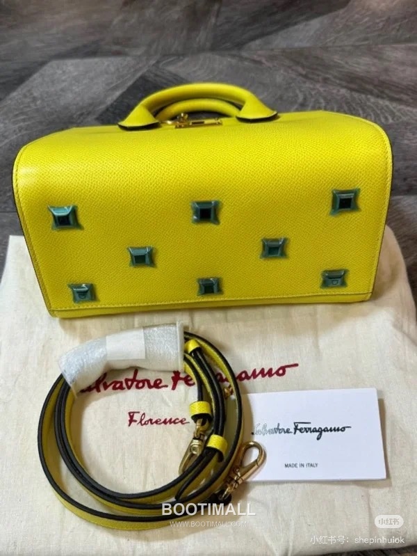 페라가모 스튜디오 카프스킨 간치니 미니 토트 숄더백 Ferragamo Studio Calfskin Gancini Mini Tote Shoulder Bag 211424 22cm 5