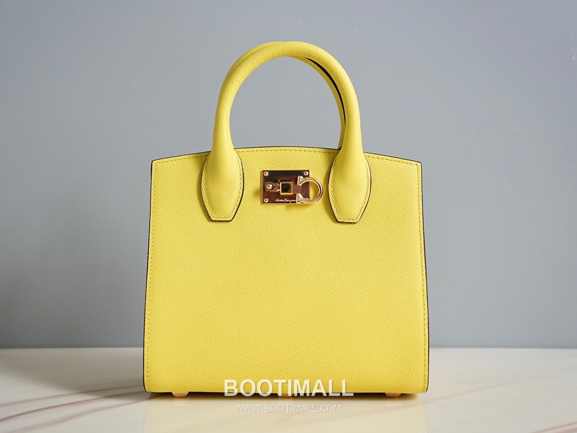 페라가모 스튜디오 카프스킨 간치니 미니 토트 숄더백 Ferragamo Studio Calfskin Gancini Mini Tote Shoulder Bag 211424 22cm 10