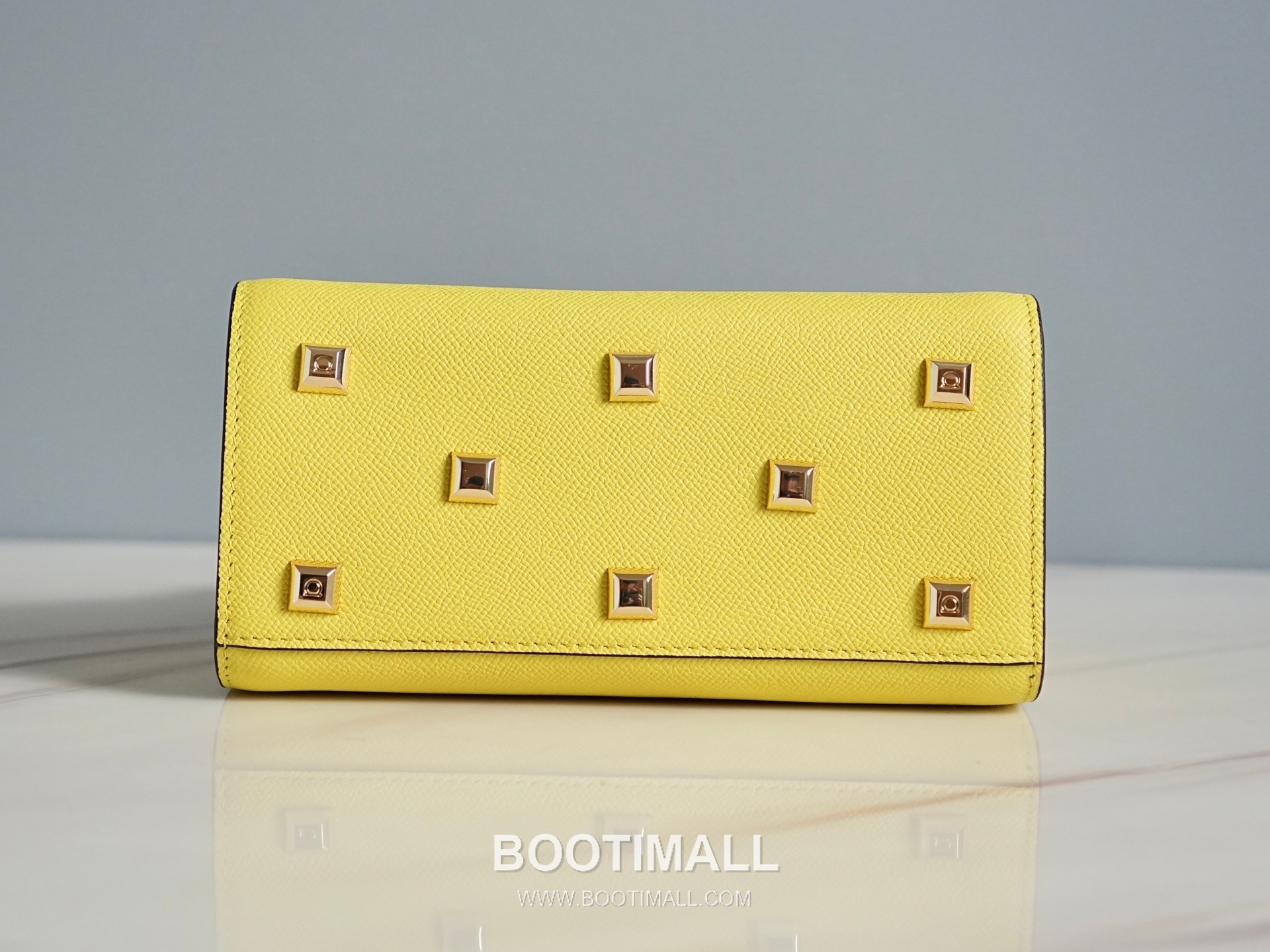 페라가모 스튜디오 카프스킨 간치니 미니 토트 숄더백 Ferragamo Studio Calfskin Gancini Mini Tote Shoulder Bag 211424 22cm 16