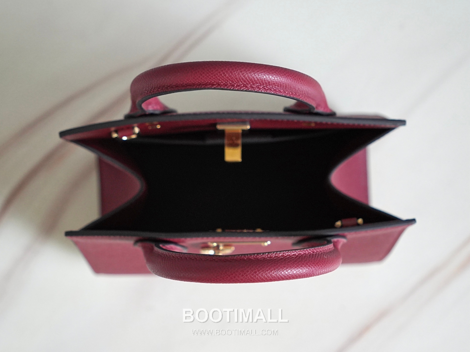 페라가모 스튜디오 카프스킨 간치니 미니 토트 숄더백 Ferragamo Studio Calfskin Gancini Mini Tote Shoulder Bag 211424 22cm 12