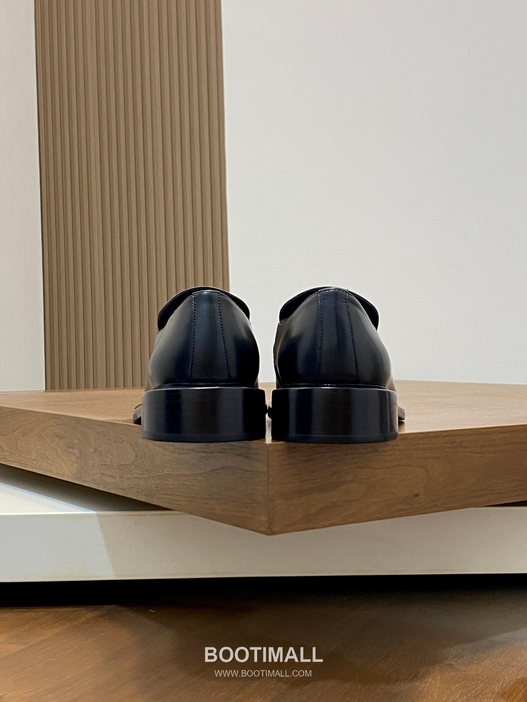 프라다 수입가죽 조각디테일 레이스업 블랙 더비슈즈 Prada Imported Leather Brogue Detail Black Derby Shoes 8