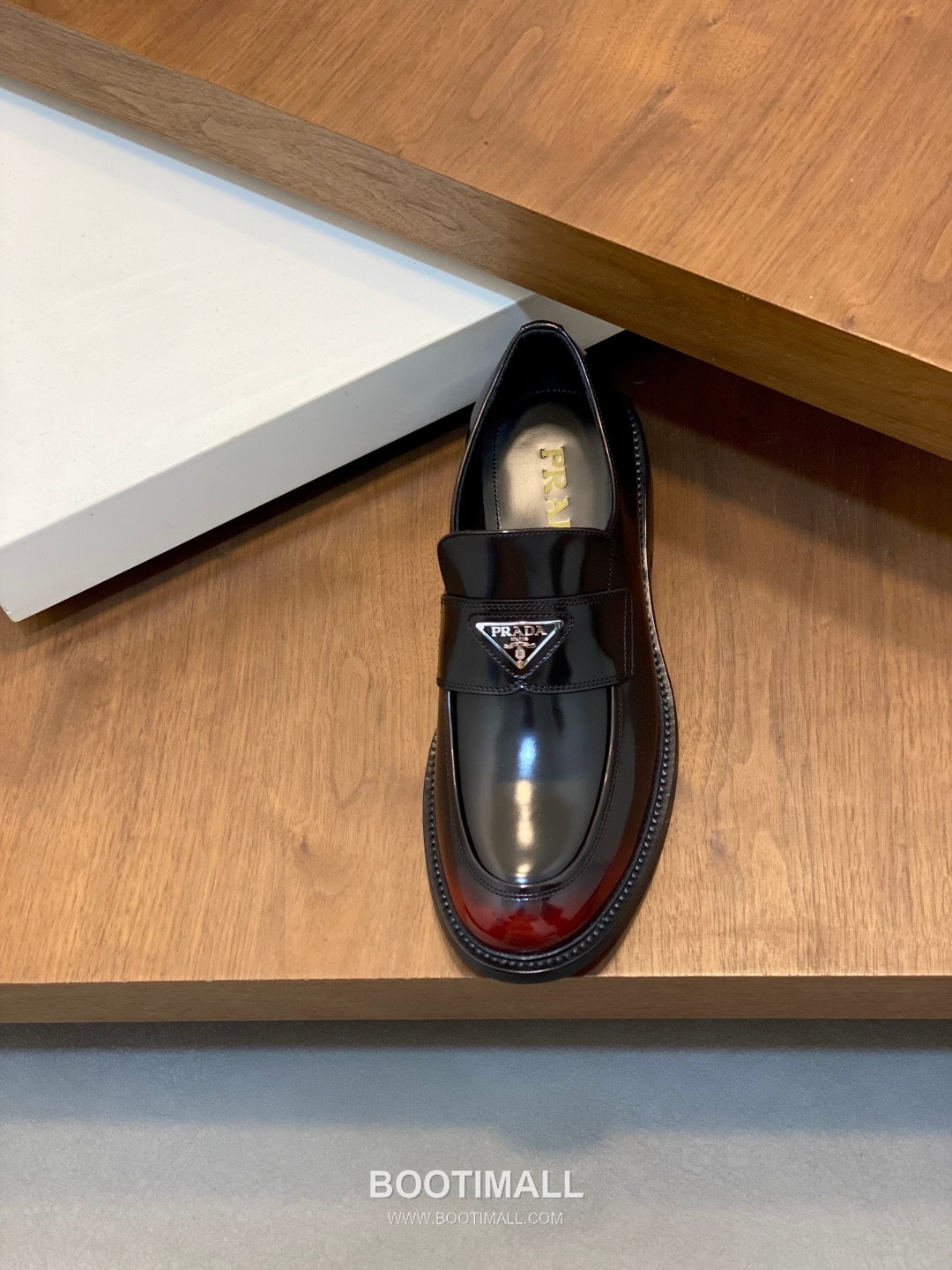 프라다 수입가죽 조각디테일 레이스업 블랙 더비슈즈 Prada Imported Leather Brogue Detail Black Derby Shoes 6