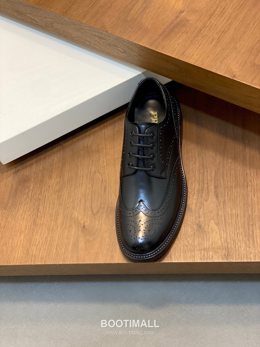 프라다 수입가죽 브로그디테일 레이스업 블랙 더비슈즈 Prada Imported Leather Brogue Detail Black Derby Shoes 6