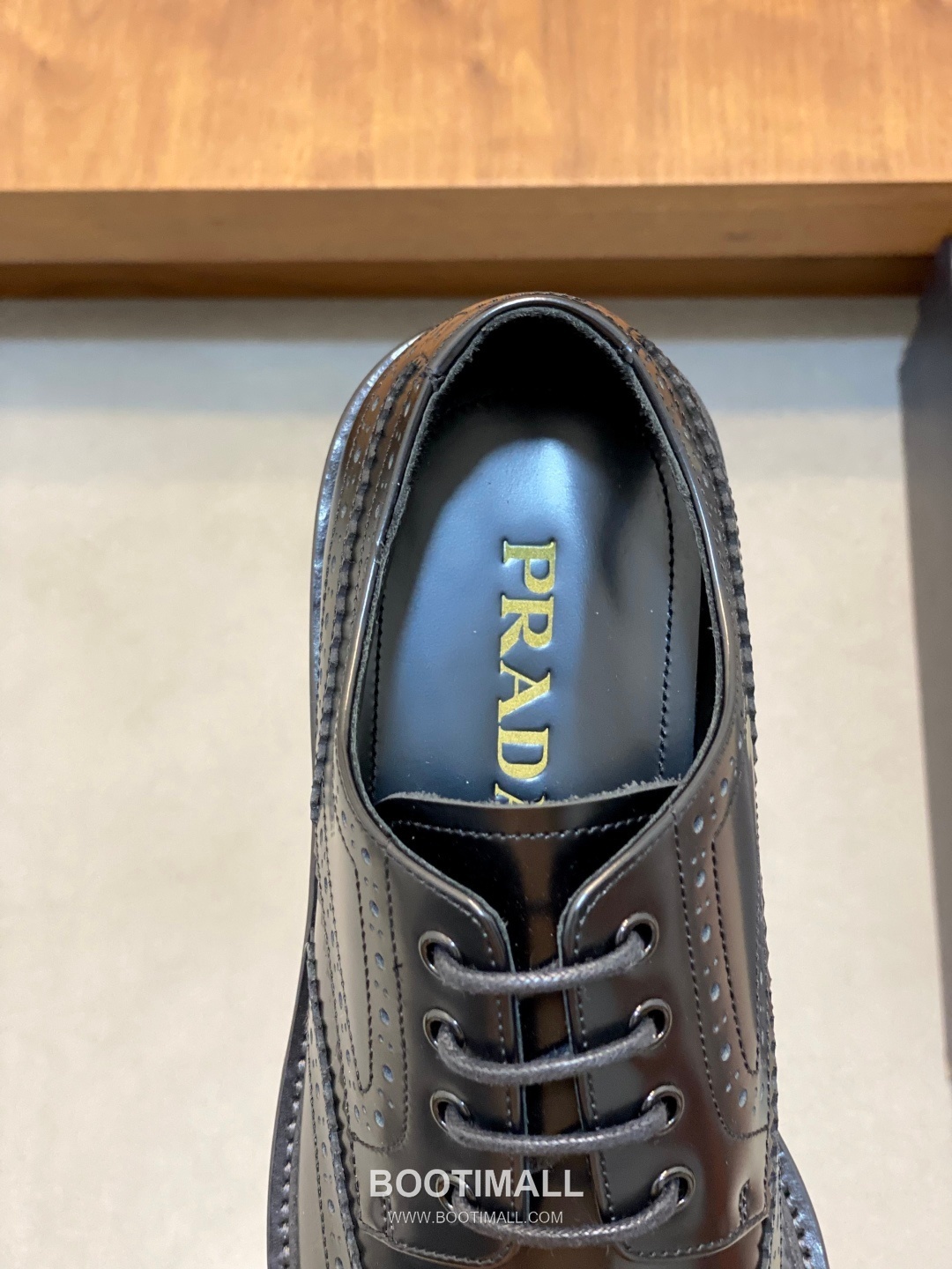 프라다 수입가죽 브로그디테일 레이스업 블랙 더비슈즈 Prada Imported Leather Brogue Detail Black Derby Shoes 7