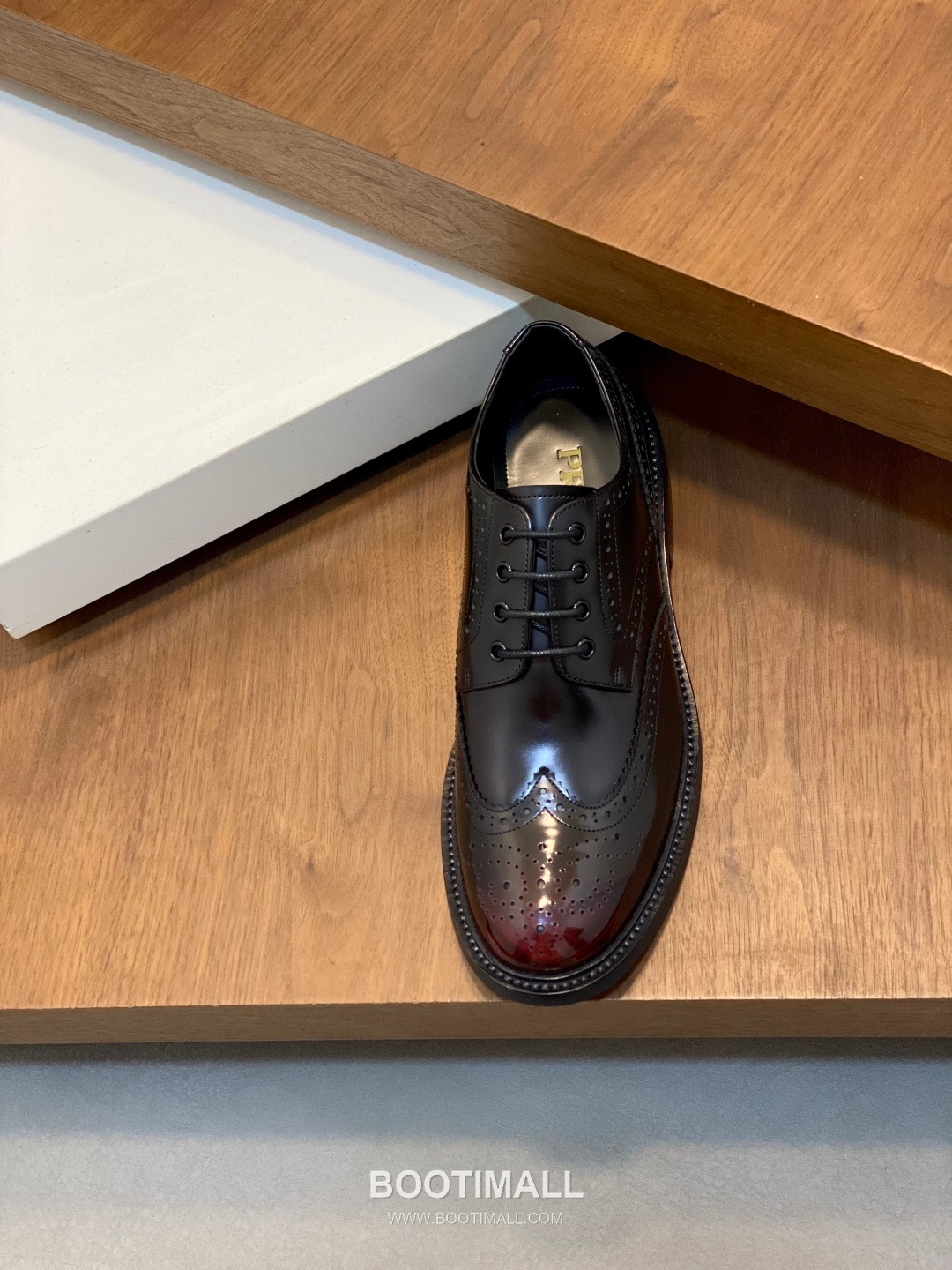 프라다 수입가죽 브로그디테일 레이스업 블랙 더비슈즈 Prada Imported Leather Brogue Detail Black Derby Shoes 6