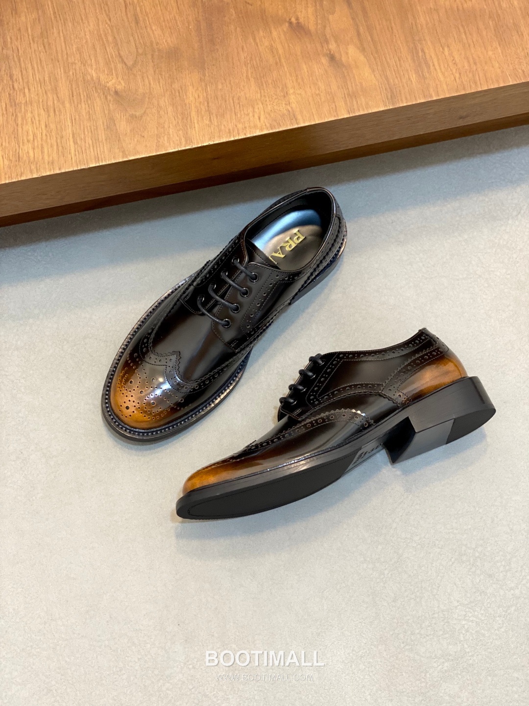 프라다 수입가죽 브로그디테일 레이스업 블랙 더비슈즈 Prada Imported Leather Brogue Detail Black Derby Shoes 5