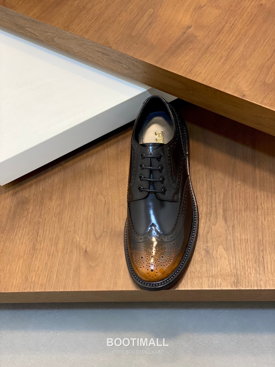 프라다 수입가죽 브로그디테일 레이스업 블랙 더비슈즈 Prada Imported Leather Brogue Detail Black Derby Shoes 6