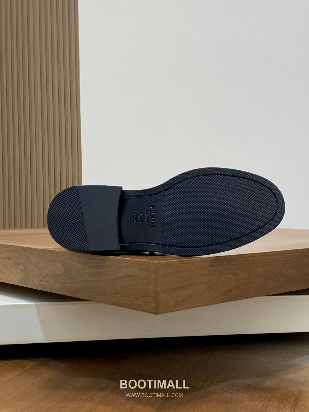 프라다 수입소가죽 브로그디테일 레이스업 블랙 더비슈즈 Prada Imported Calfskin Brogue Detail Lace-up Black Derby Shoes 9