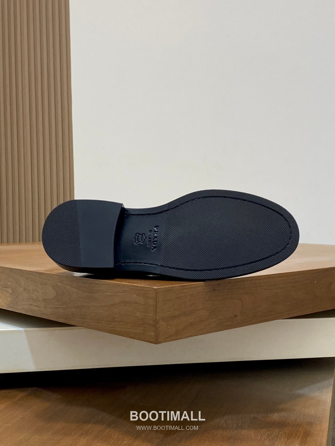 프라다 수입소가죽 브로그디테일 레이스업 블랙 더비슈즈 Prada Imported Calfskin Brogue Detail Lace-up Black Derby Shoes 9