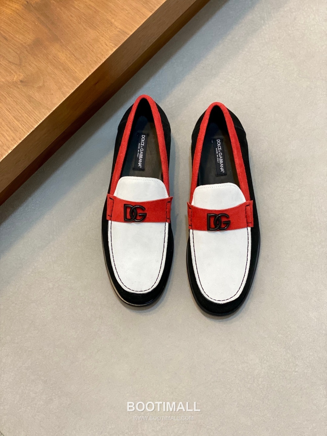 돌체앤가바나 송아지가죽 레이스업 블랙 더비로퍼 Dolce&Gabbana Calfskin Lace-up Black Derby Shoes 1