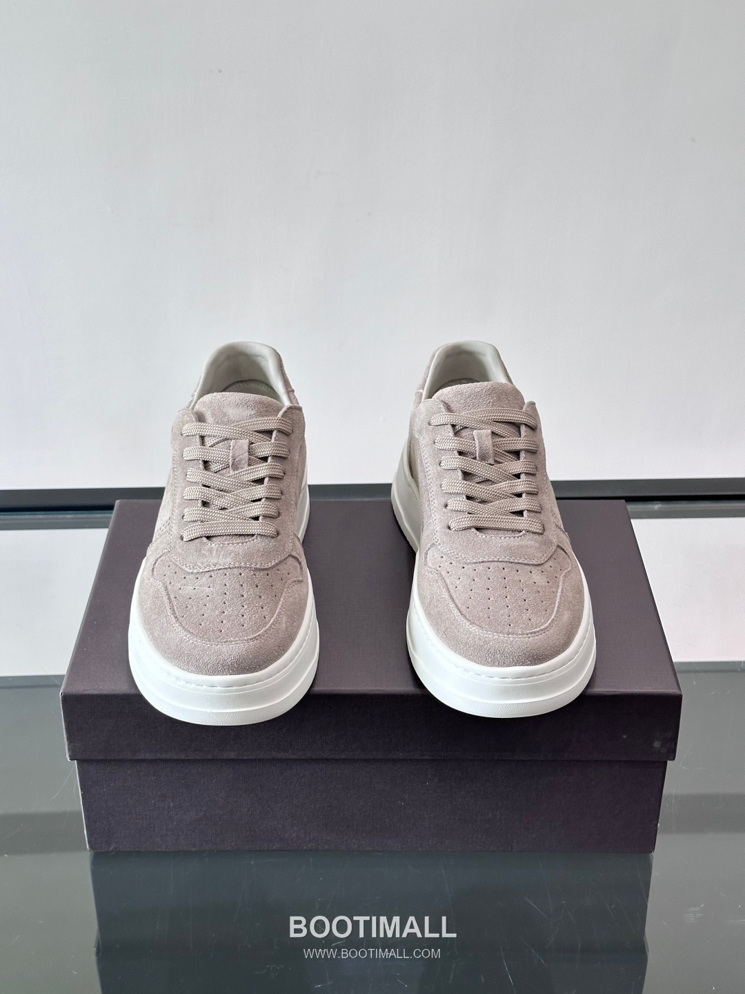 발렌티노 송아지가죽 펀칭디테일 플랫폼 화이트 스니커즈 Valentino Calfskin Perforated Detail Platform White Sneakers 5cm 2