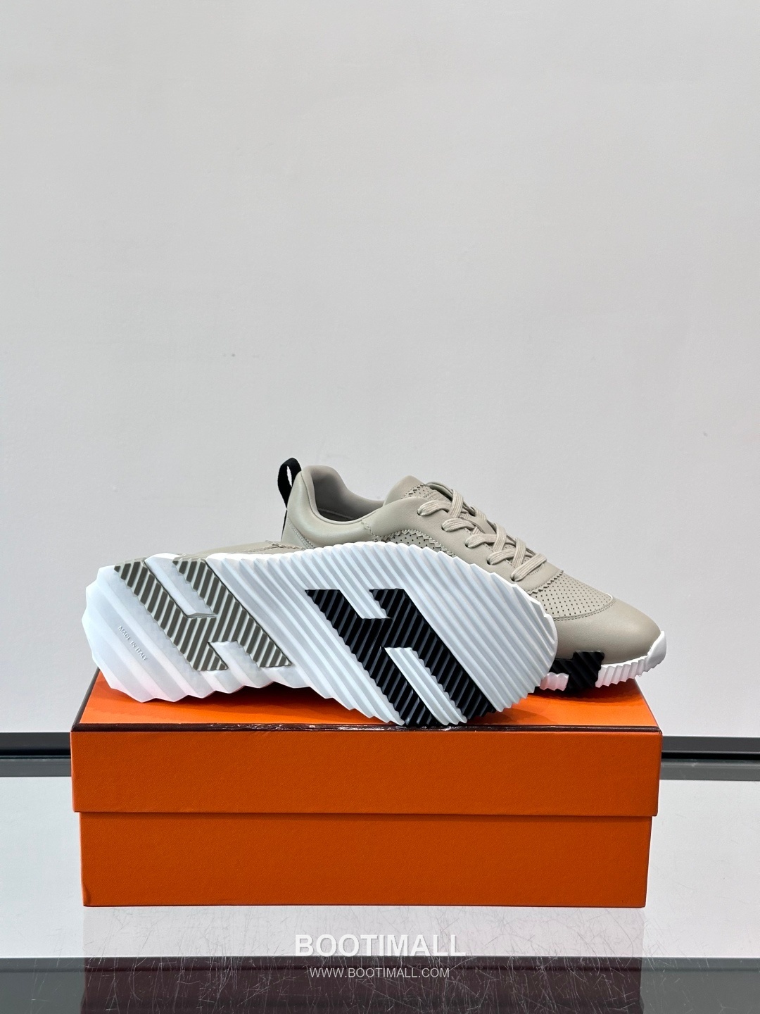 에르메스 송아지가죽 H로고 플랫폼 화이트 스니커즈 Hermes Calfskin H Logo Platform White Sneakers 4cm 9