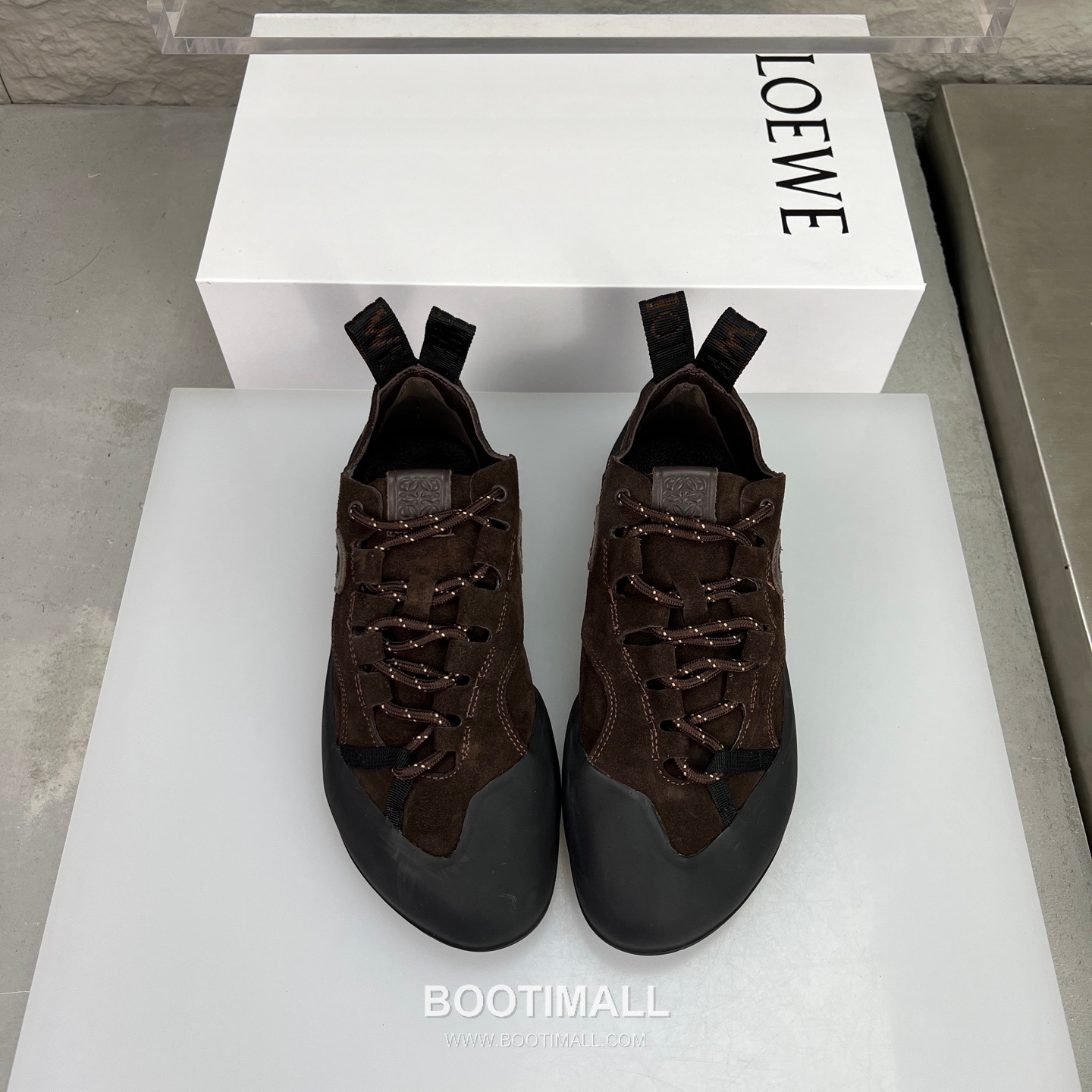 로에베 2026SS 레이스업 로우탑 화이트 스니커즈 Loewe 2026 SS Lace-up Low-top White Sneakers 3