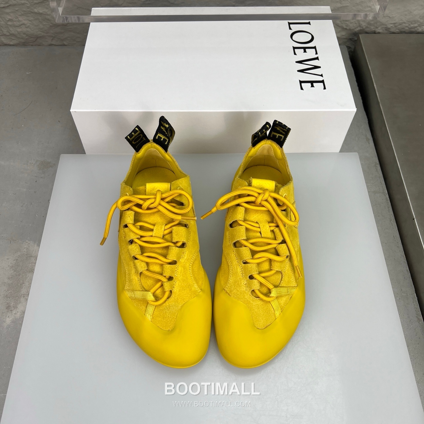 로에베 2026SS 레이스업 로우탑 화이트 스니커즈 Loewe 2026 SS Lace-up Low-top White Sneakers 3