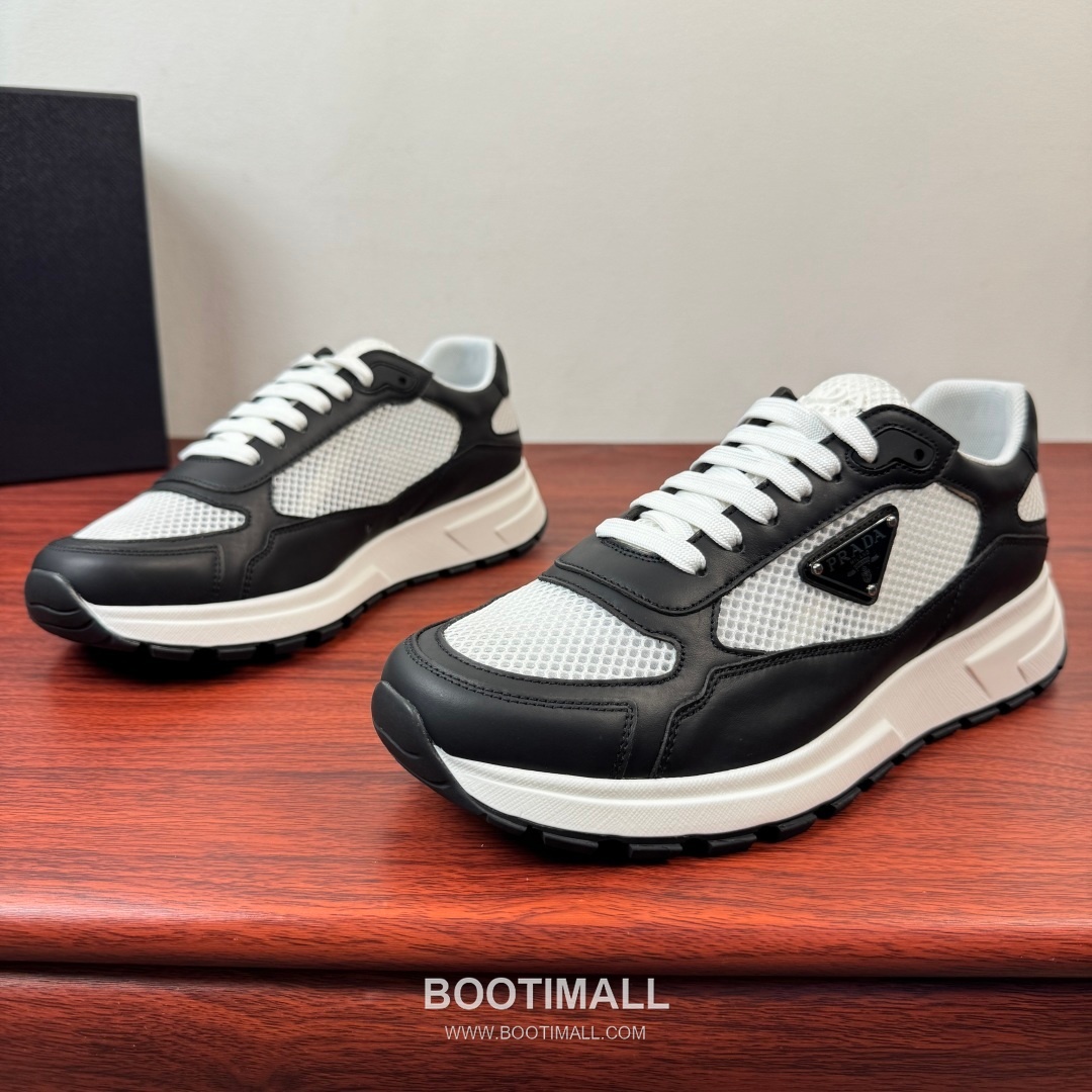 프라다 Prax 스웨이드 Re-Nylon 삼각로고 로우탑 블랙 스니커즈 Prada Prax Suede Re-Nylon Triangle Logo Low-top Black Sneakers 2.5cm 3