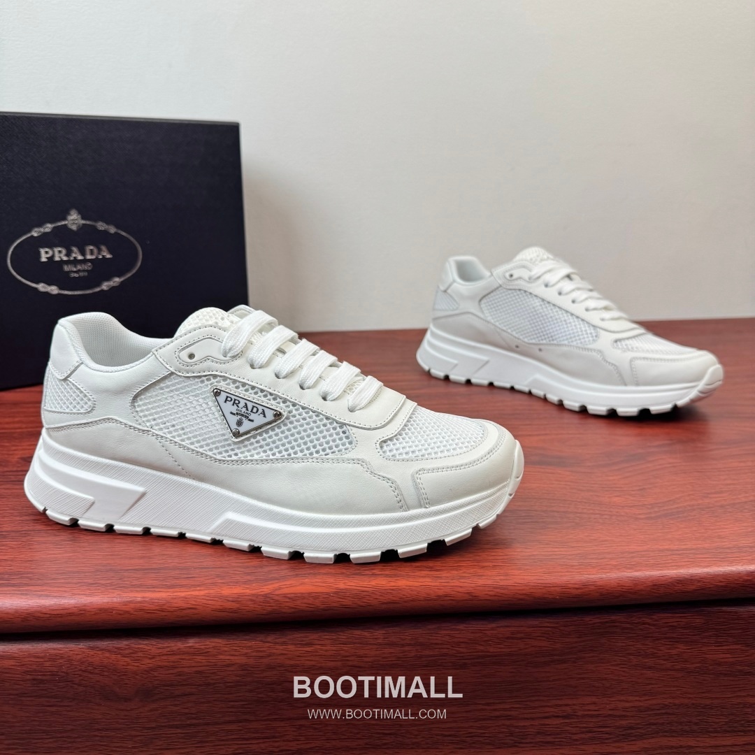 프라다 Prax 스웨이드 Re-Nylon 삼각로고 로우탑 블랙 스니커즈 Prada Prax Suede Re-Nylon Triangle Logo Low-top Black Sneakers 2.5cm 1