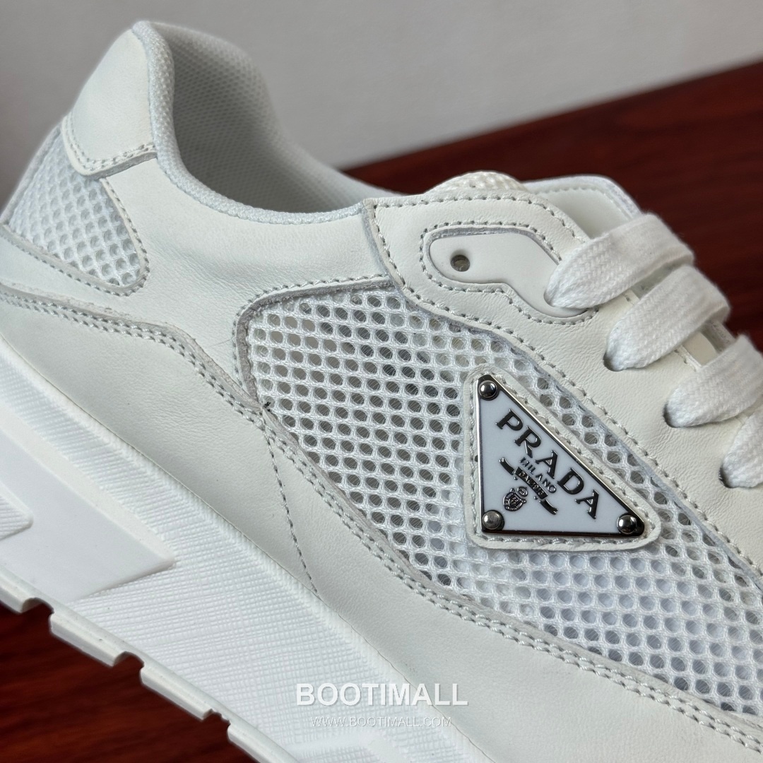 프라다 Prax 스웨이드 Re-Nylon 삼각로고 로우탑 블랙 스니커즈 Prada Prax Suede Re-Nylon Triangle Logo Low-top Black Sneakers 2.5cm 6