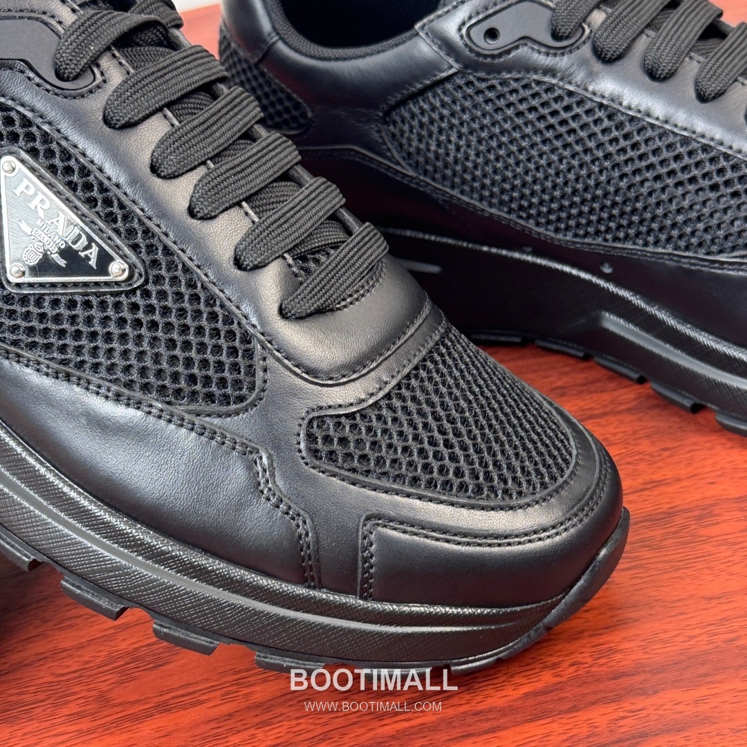 프라다 Prax 스웨이드 Re-Nylon 삼각로고 로우탑 블랙 스니커즈 Prada Prax Suede Re-Nylon Triangle Logo Low-top Black Sneakers 2.5cm 5