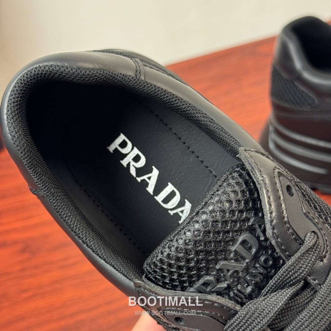 프라다 Prax 스웨이드 Re-Nylon 삼각로고 로우탑 블랙 스니커즈 Prada Prax Suede Re-Nylon Triangle Logo Low-top Black Sneakers 2.5cm 7