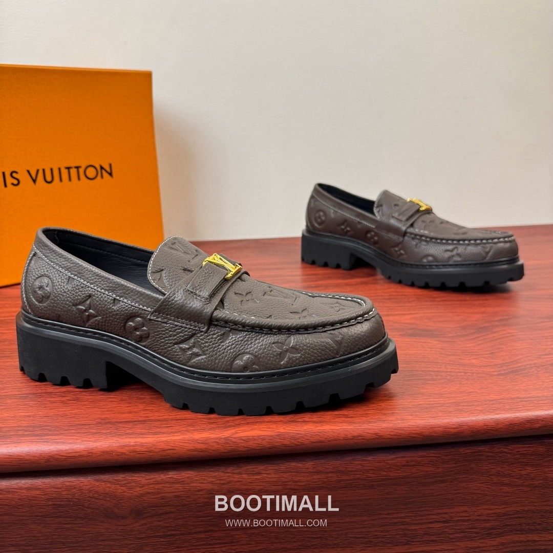 루이비통 Major 다미에 캔버스 소가죽 로고버클 플랫폼 블랙 로퍼 Louis Vuitton Major Damier Canvas Calfskin Logo Buckle Platform Black Loafers 1