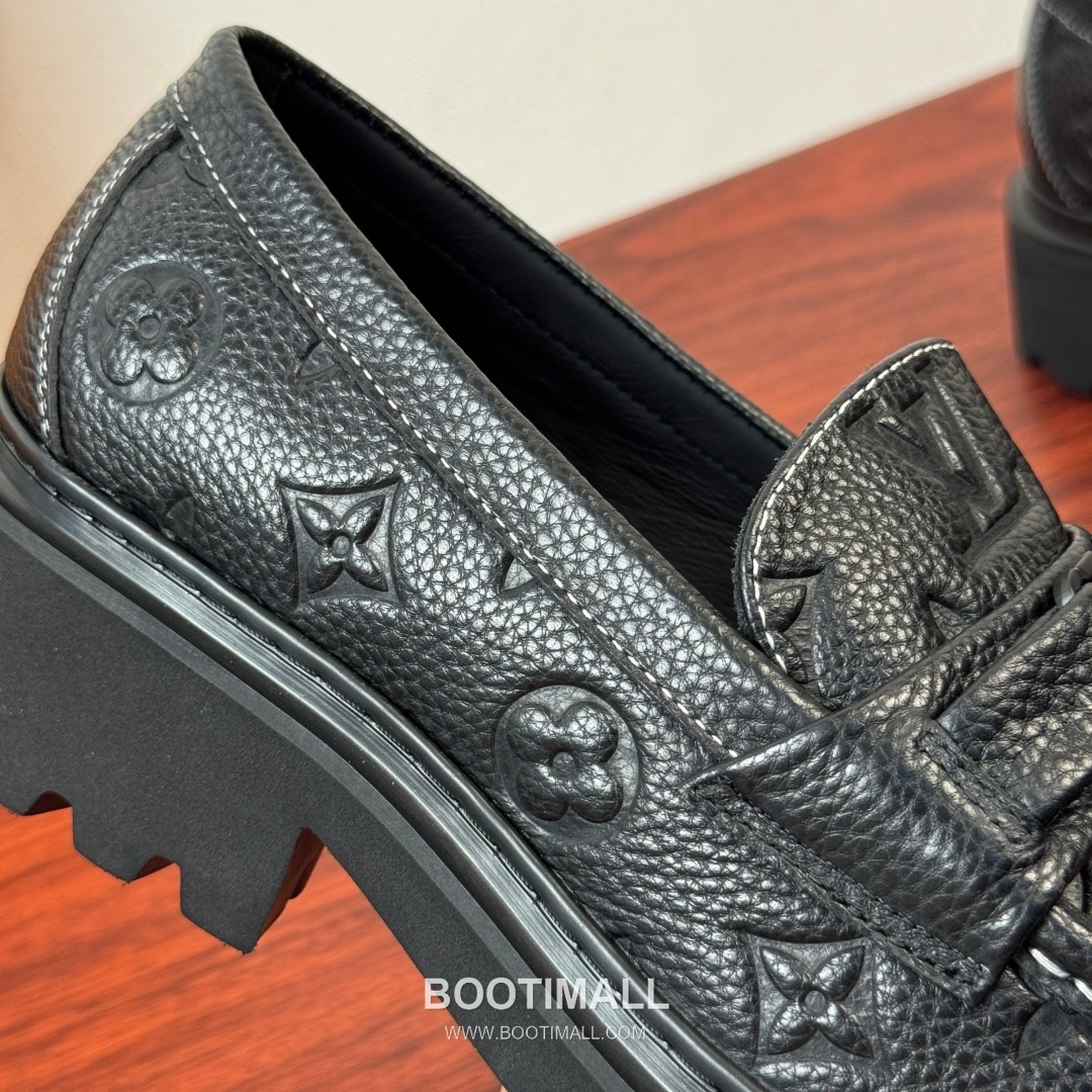 루이비통 Major 다미에 캔버스 소가죽 로고버클 플랫폼 블랙 로퍼 Louis Vuitton Major Damier Canvas Calfskin Logo Buckle Platform Black Loafers 6