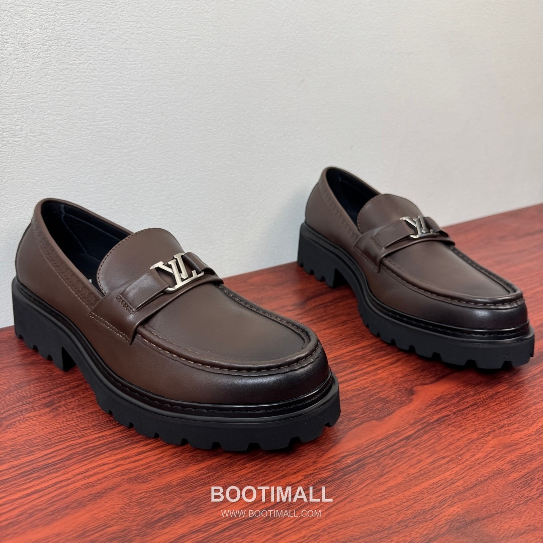 루이비통 Major 다미에 캔버스 소가죽 버클디테일 블랙 로퍼 Louis Vuitton Major Damier Canvas Calfskin Buckle Detail Black Loafers 2