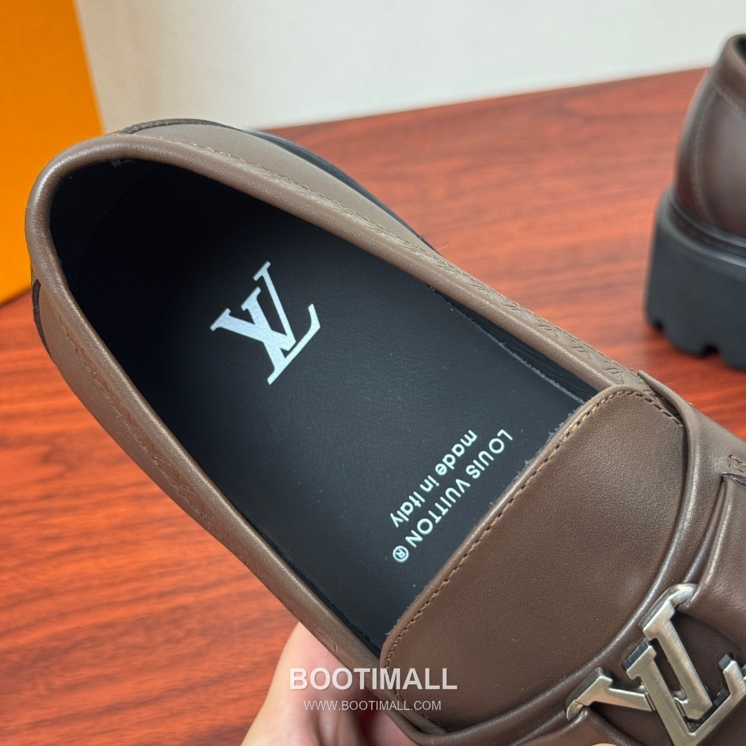 루이비통 Major 다미에 캔버스 소가죽 버클디테일 블랙 로퍼 Louis Vuitton Major Damier Canvas Calfskin Buckle Detail Black Loafers 7