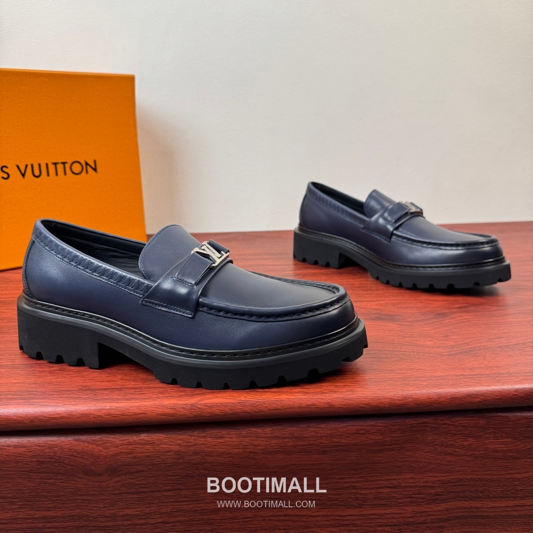 루이비통 Major 다미에 캔버스 소가죽 버클디테일 블랙 로퍼 Louis Vuitton Major Damier Canvas Calfskin Buckle Detail Black Loafers 1