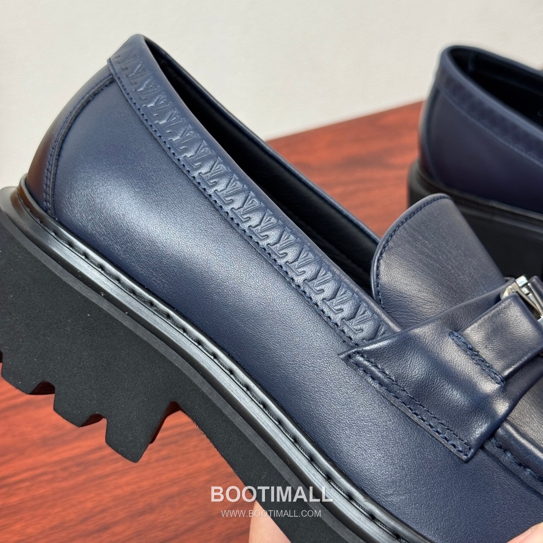 루이비통 Major 다미에 캔버스 소가죽 버클디테일 블랙 로퍼 Louis Vuitton Major Damier Canvas Calfskin Buckle Detail Black Loafers 6