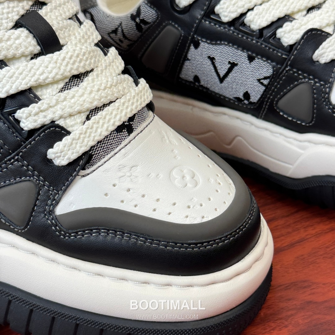 루이비통 모노그램 송아지가죽 에어쿠션 플랫폼 블랙 스니커즈 Louis Vuitton Monogram Calfskin Air Cushion Platform Black Sneakers 5cm 5