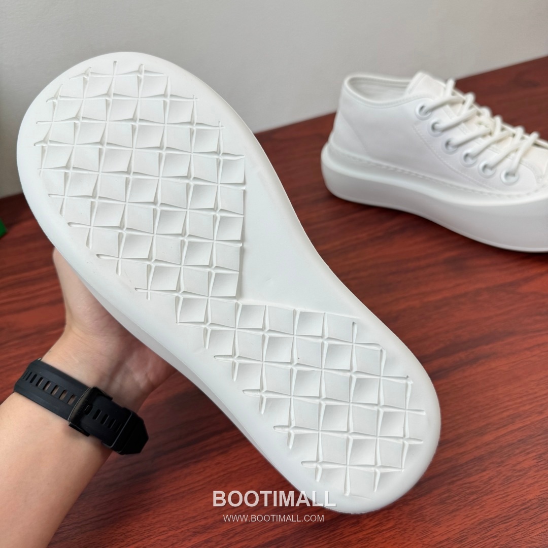 보테가베네타 송아지가죽 플랫폼 화이트 스니커즈 Bottega Veneta Calfskin Platform White Sneakers 5cm 9