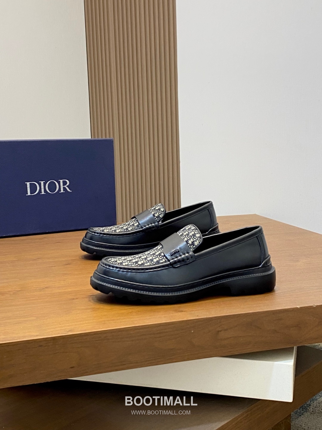 디올 2026SS 오블리크 소가죽 레이스업 블랙 더비슈즈 Dior 2026 SS Oblique Calfskin Lace-up Black Derby Shoes 3