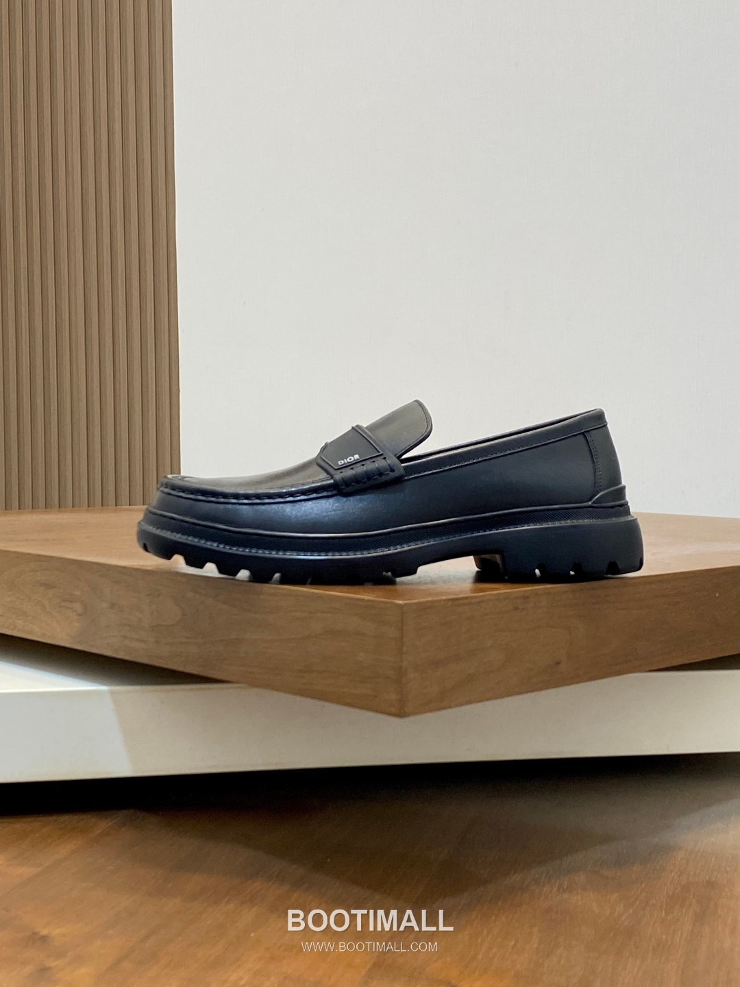 디올 2026SS 오블리크 소가죽 레이스업 플랫폼 블랙 더비슈즈 Dior 2026 SS Oblique Calfskin Lace-up Platform Black Derby Shoes 2