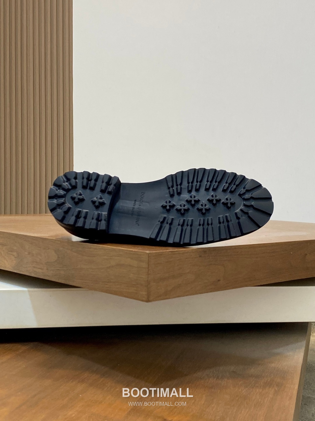 돌체앤가바나 이탈리아송아지가죽 플랫폼 블랙 더비슈즈 Dolce&Gabbana Italian Calfskin Platform Black Derby Shoes 9