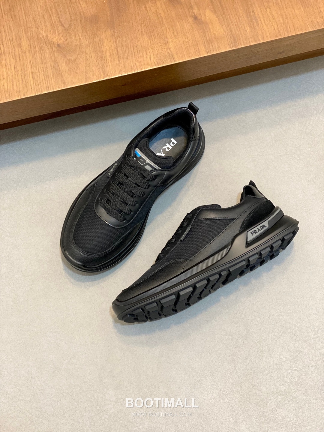 프라다 송아지가죽 나일론 믹스 로고디테일 블랙 스니커즈 Prada Calfskin Nylon Mix Logo Detail Black Sneakers 5