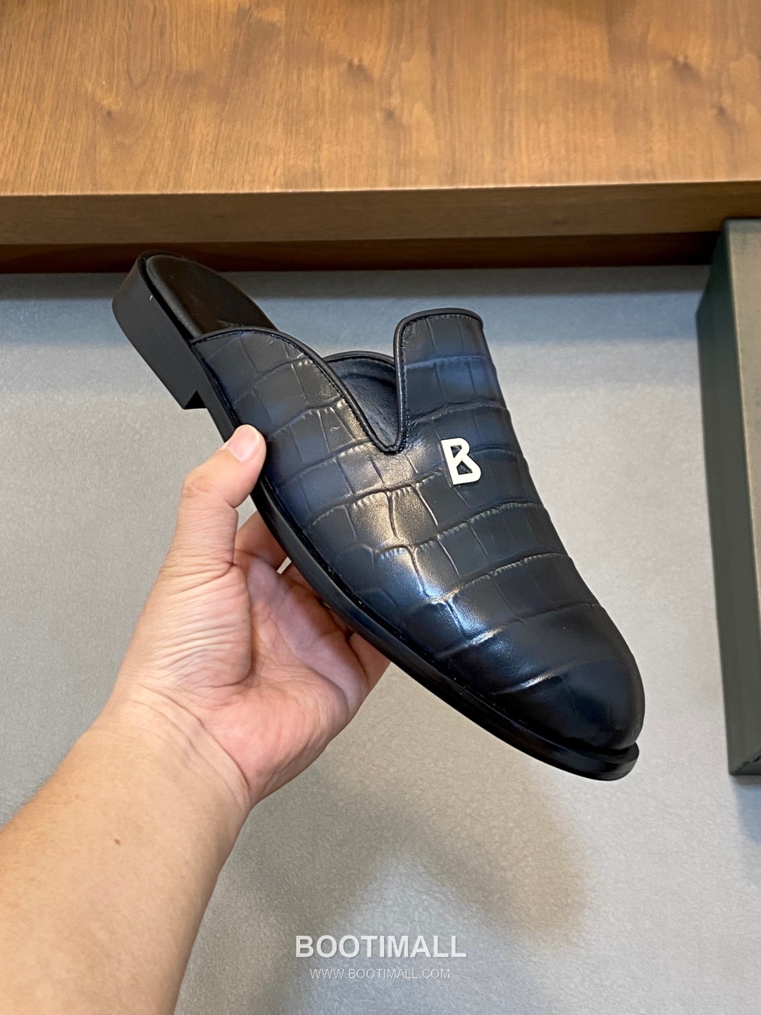 벨루티 송아지가죽 오픈백 블랙 뮬 로퍼 Berluti Calfskin Open-back Black Mule Loafers 4