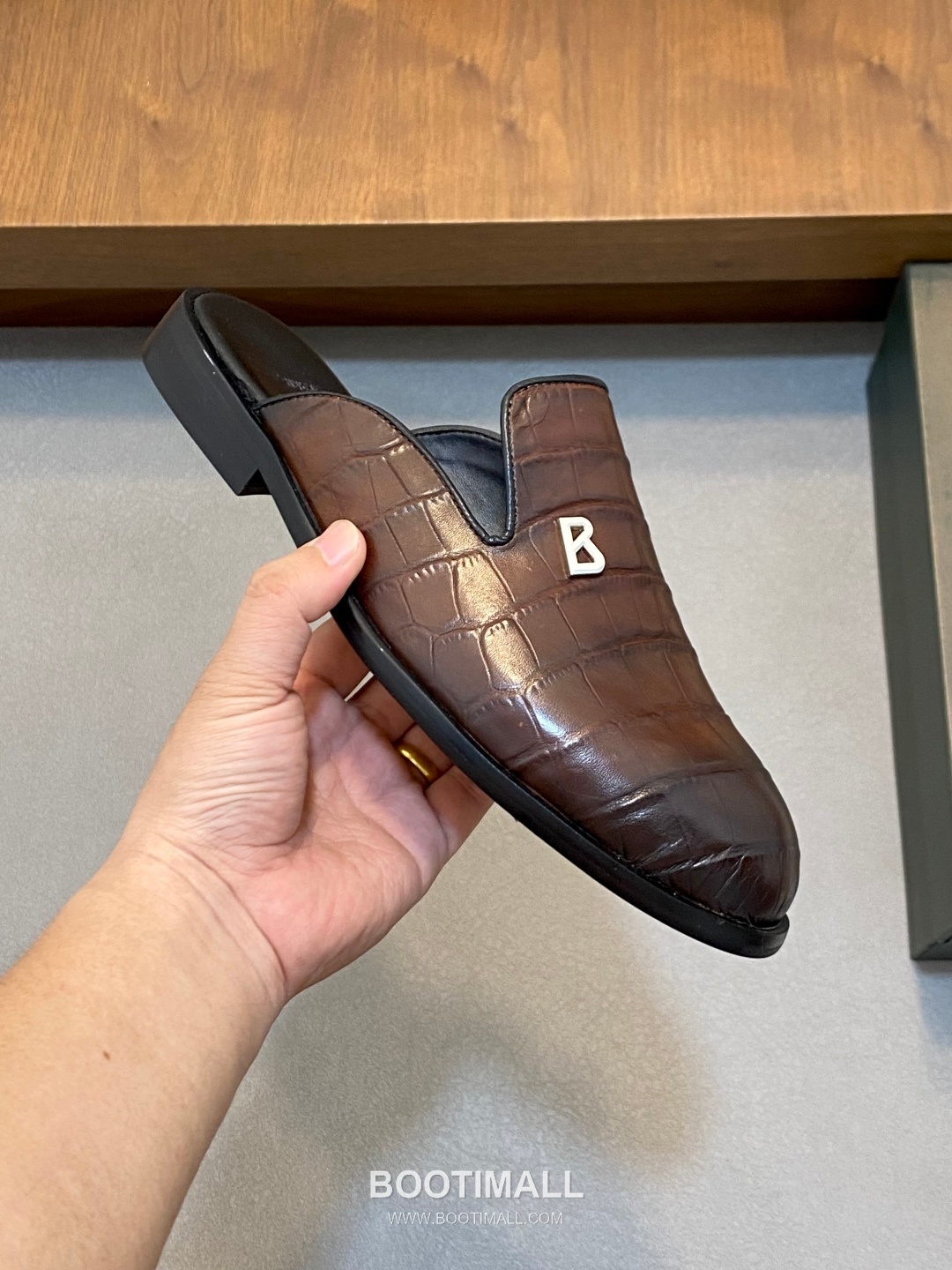 벨루티 송아지가죽 오픈백 블랙 뮬 로퍼 Berluti Calfskin Open-back Black Mule Loafers 4