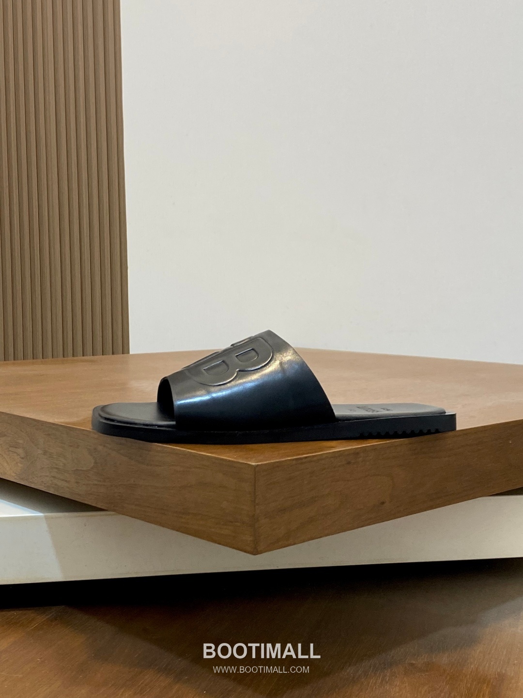 벨루티 송아지가죽 핸드페인팅 오픈백 브라운 뮬 슬리퍼 Berluti Calfskin Hand-painted Open-back Brown Mule Slippers 2