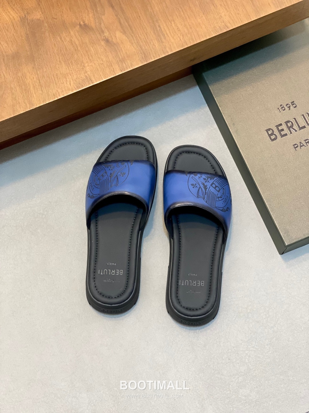 벨루티 송아지가죽 핸드페인팅 오픈백 브라운 뮬 슬리퍼 Berluti Calfskin Hand-painted Open-back Brown Mule Slippers 5