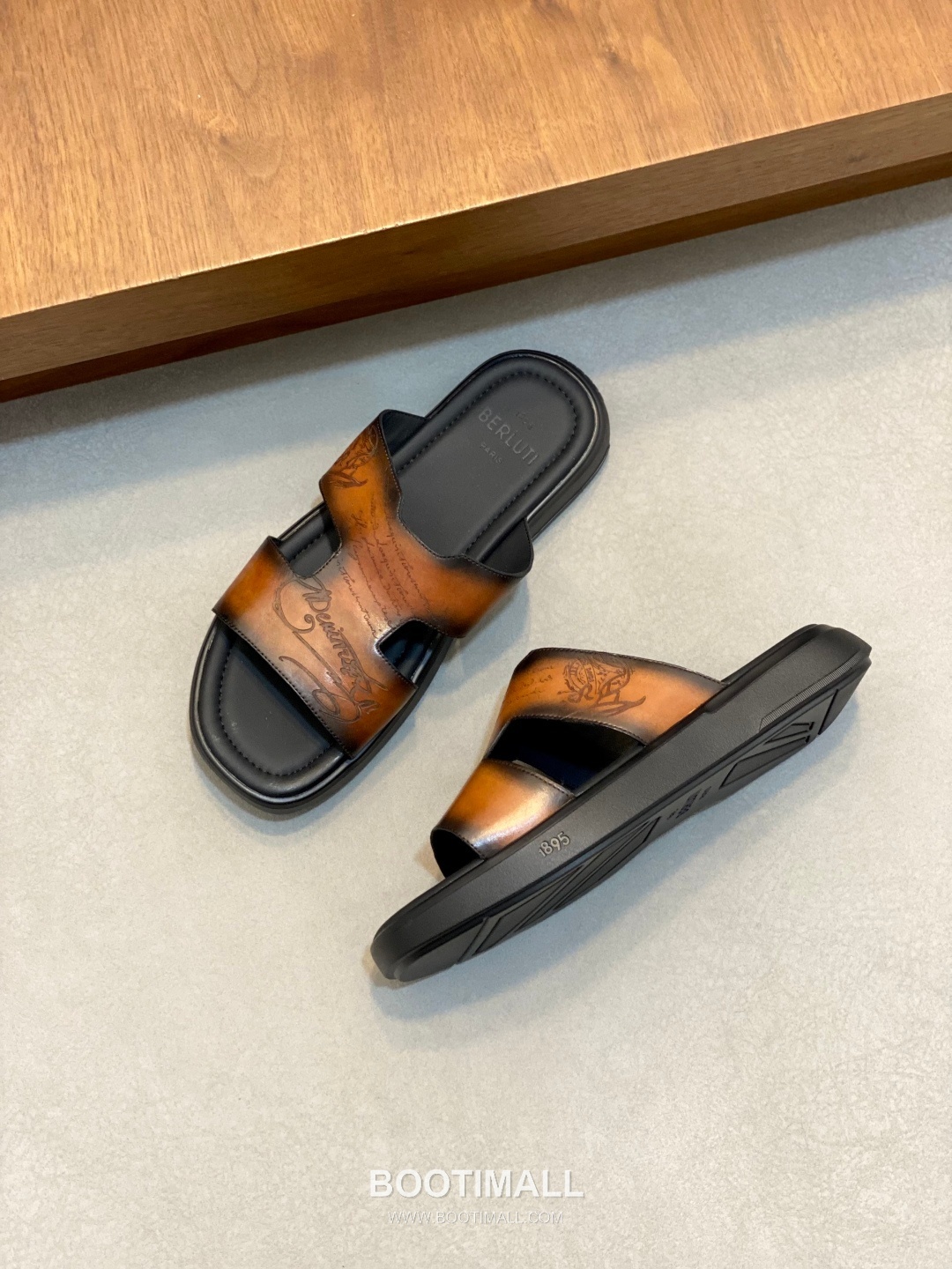벨루티 송아지가죽 핸드페인팅 오픈백 브라운 뮬 슬리퍼 Berluti Calfskin Hand-painted Open-back Brown Mule Slippers 6