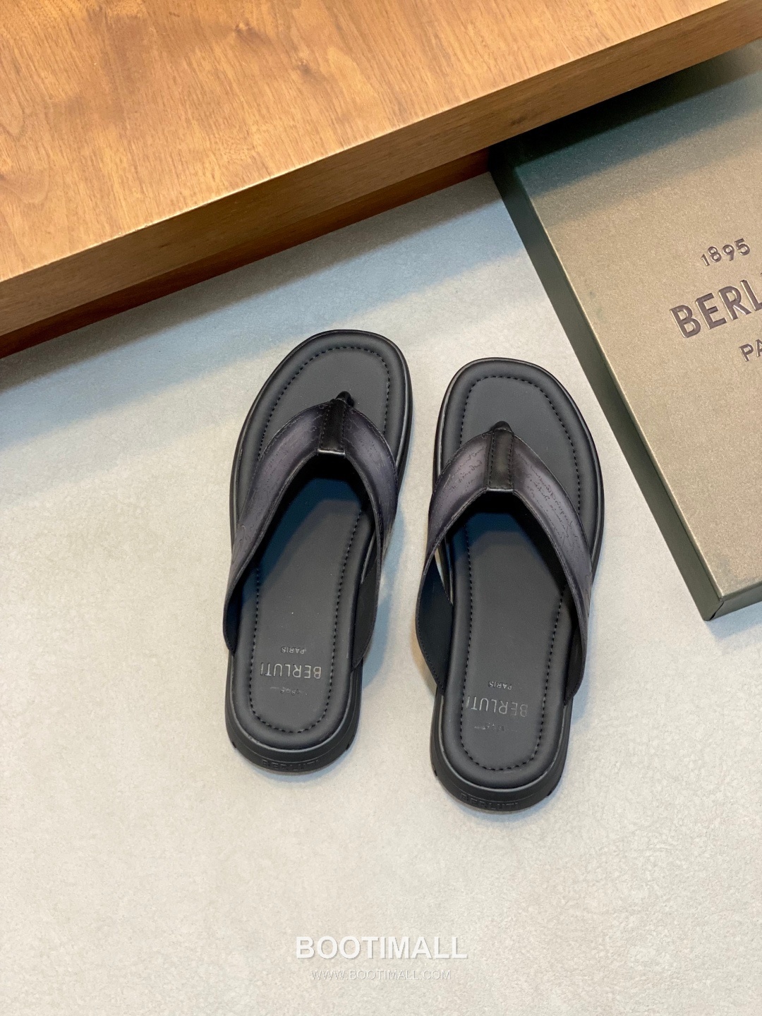 벨루티 송아지가죽 핸드페인팅 오픈백 브라운 뮬 슬리퍼 Berluti Calfskin Hand-painted Open-back Brown Mule Slippers 5