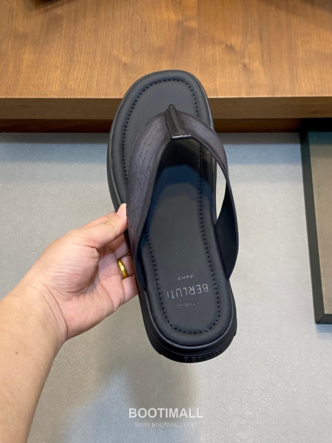 벨루티 송아지가죽 핸드페인팅 오픈백 브라운 뮬 슬리퍼 Berluti Calfskin Hand-painted Open-back Brown Mule Slippers 7