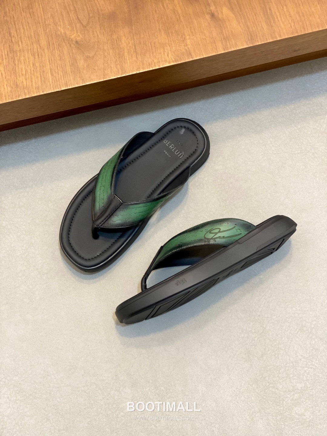 벨루티 송아지가죽 핸드페인팅 오픈백 브라운 뮬 슬리퍼 Berluti Calfskin Hand-painted Open-back Brown Mule Slippers 6