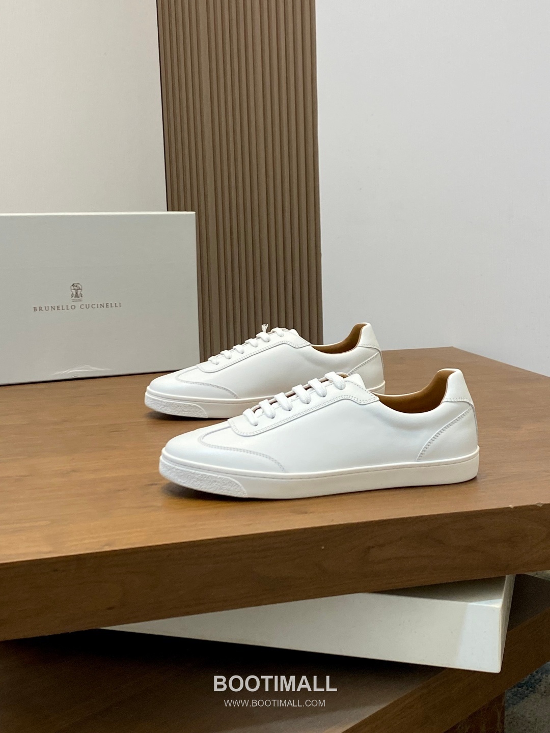 브루넬로쿠치넬리 캐시미어 스웨이드 펀칭디테일 로우탑 베이지 스니커즈 Brunello Cucinelli Cashmere Suede Perforated Low-top Beige Sneakers 3