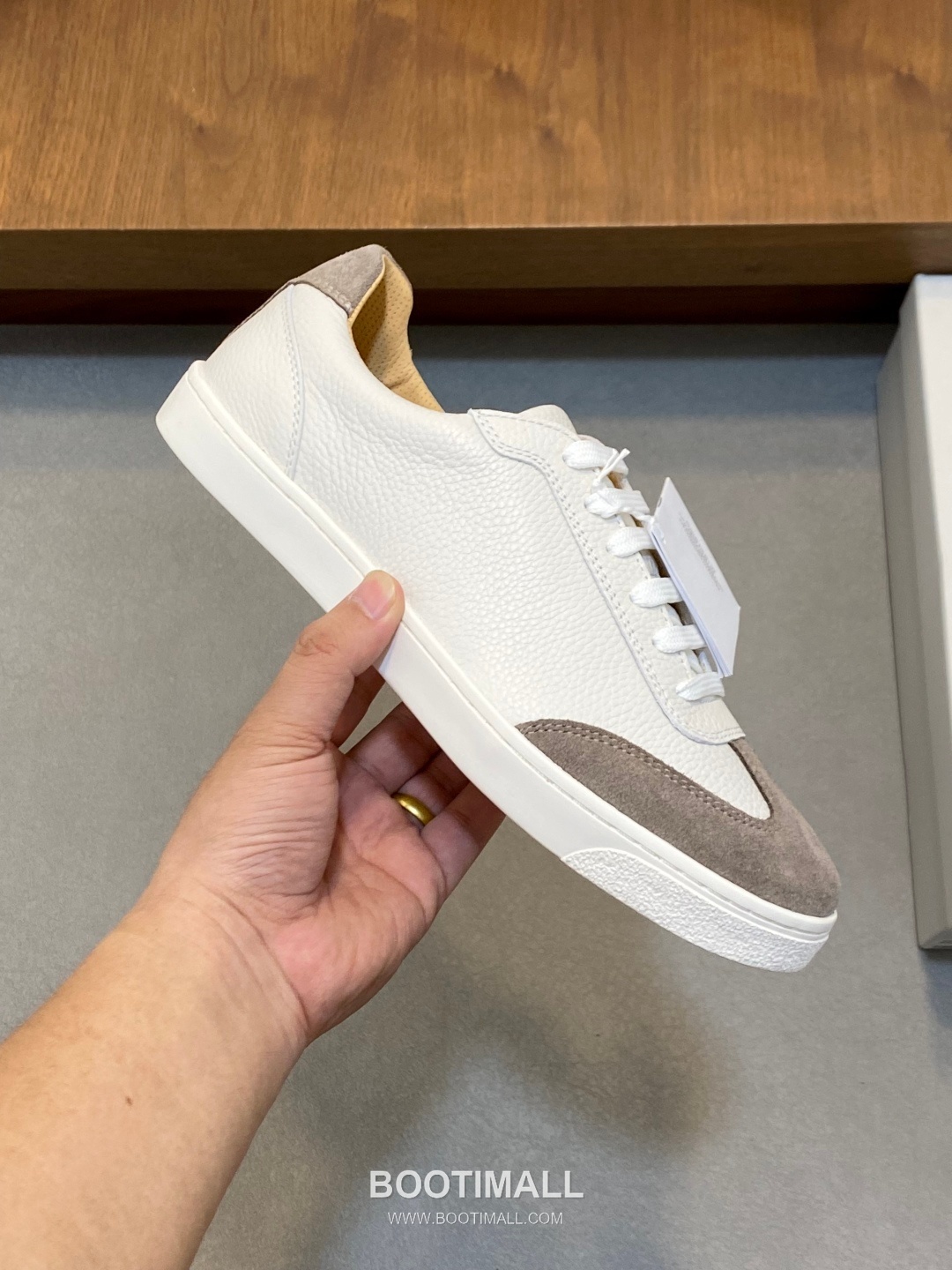 브루넬로쿠치넬리 캐시미어 스웨이드 펀칭디테일 로우탑 베이지 스니커즈 Brunello Cucinelli Cashmere Suede Perforated Low-top Beige Sneakers 4