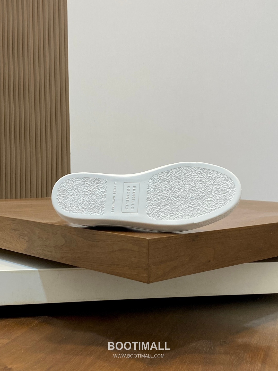 브루넬로쿠치넬리 캐시미어 스웨이드 펀칭디테일 로우탑 베이지 스니커즈 Brunello Cucinelli Cashmere Suede Perforated Low-top Beige Sneakers 9