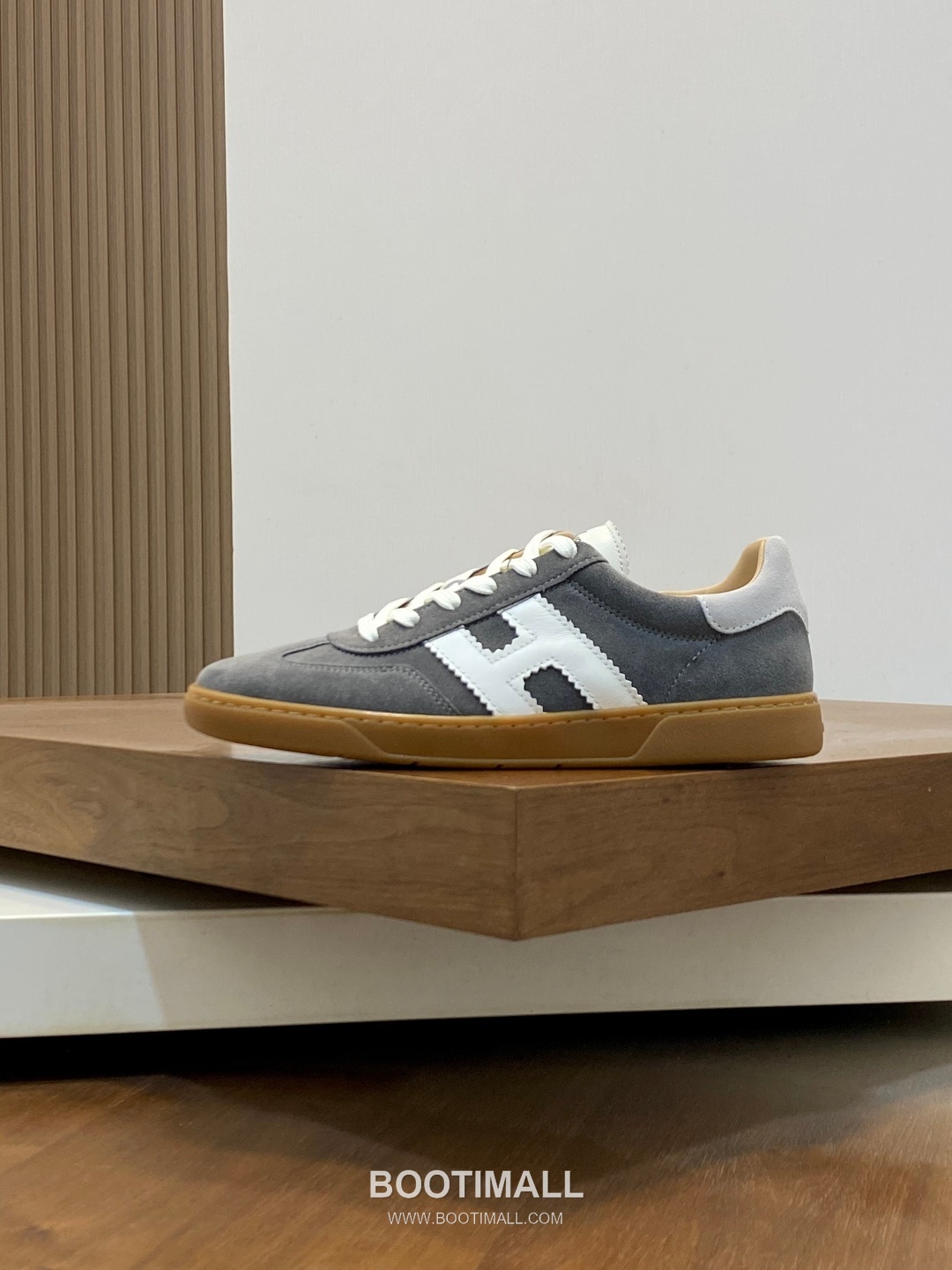 호간 H Patch 송아지가죽 컬러블록 로우탑 블랙 스니커즈 Hogan H Patch Calfskin Colorblock Low-top Black Sneakers 2